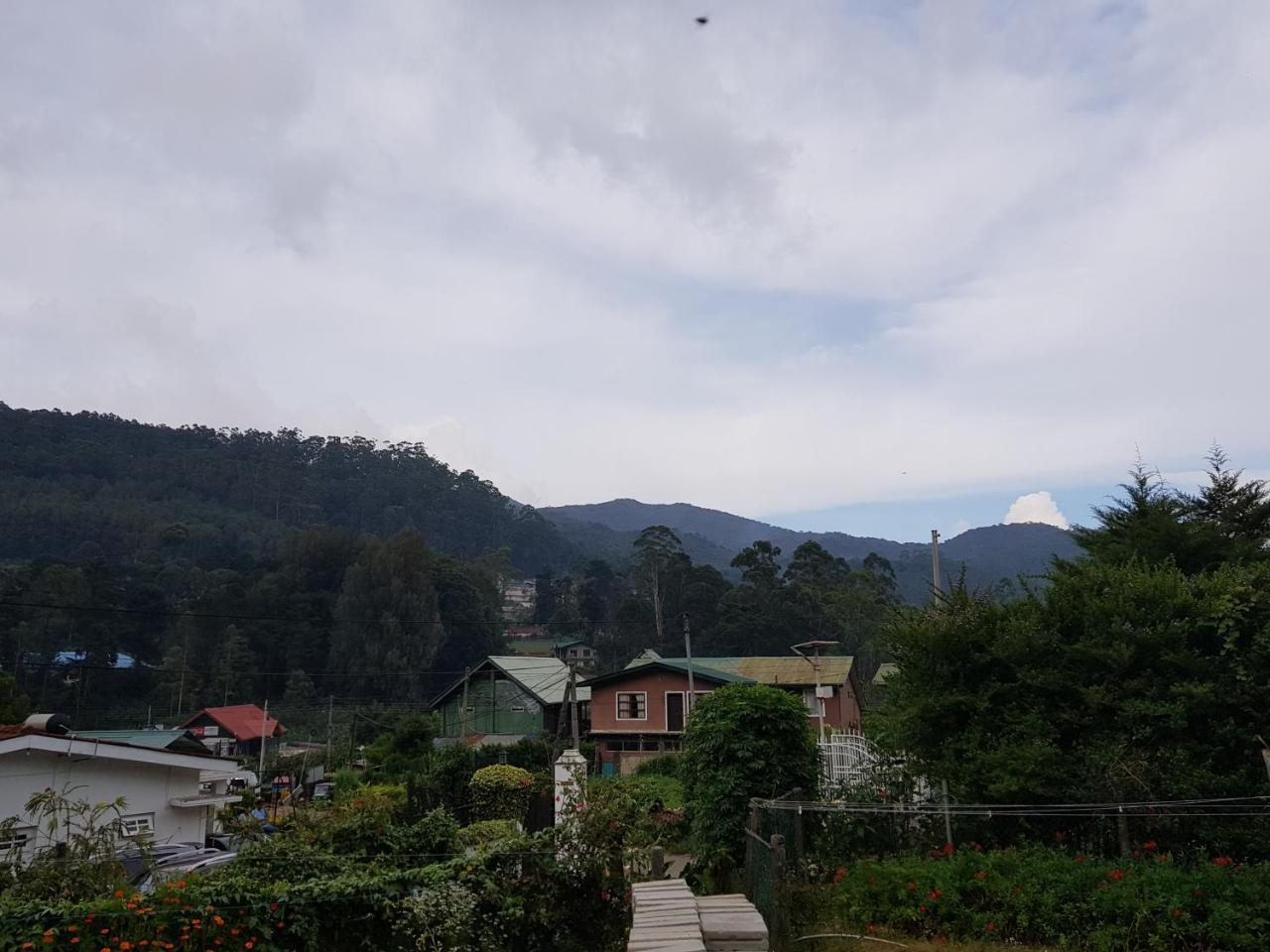 Mahoteak Home Stay Nuwara Eliya Exterior photo